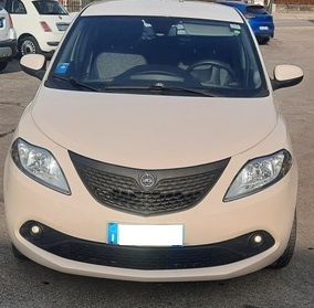 LANCIA YPSILON USATA IN VENDITA
